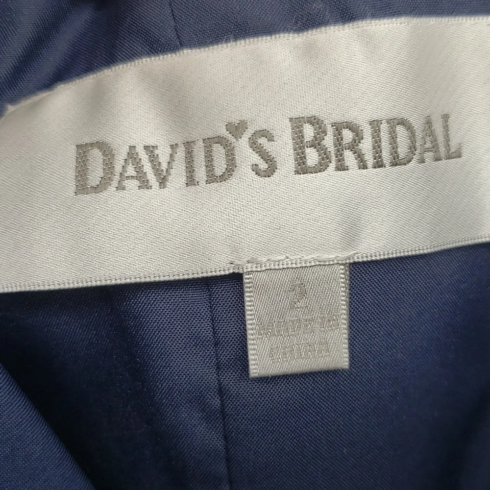 David's Bridal Strapless Sweetheart Neckline Short Dress Size 2 in Navy - Picture 4 of 13